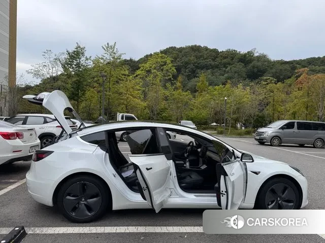 Tesla Model 3 id 3274889 из Кореи 8