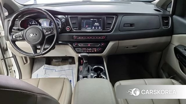 Kia The New Carnival id 3936383 из Кореи 15