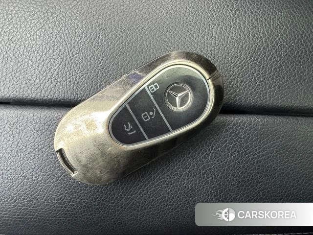 Mercedes-Benz Class C id 4265367 из Китая 25