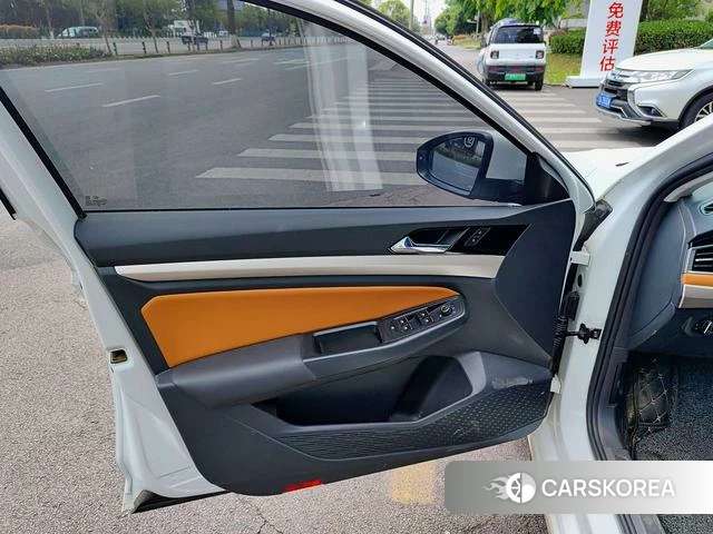 Volkswagen Bora id 4314354 из Китая 8