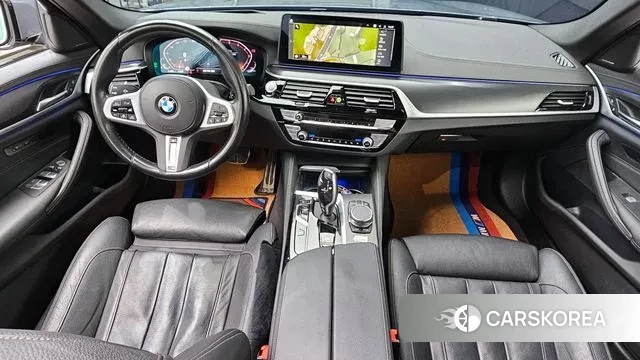 BMW 5 Series (G30) id 3431962 из Кореи 17