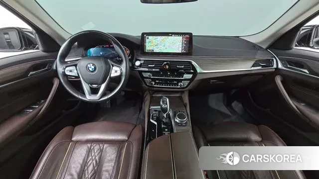 BMW 5 Series (G30) id 3646309 из Кореи 17