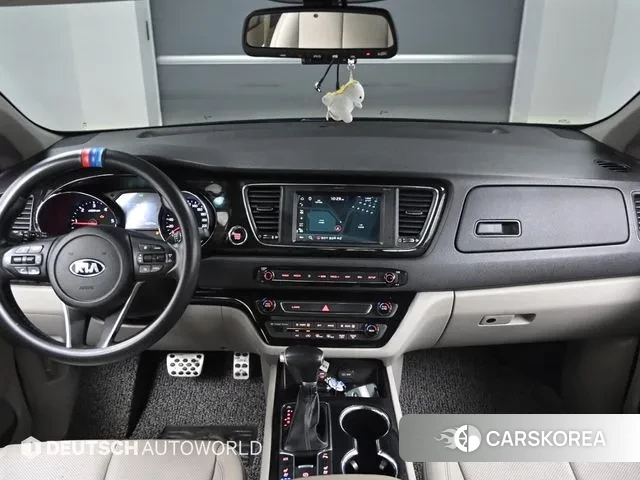 Kia The New Carnival id 3055438 из Кореи 17