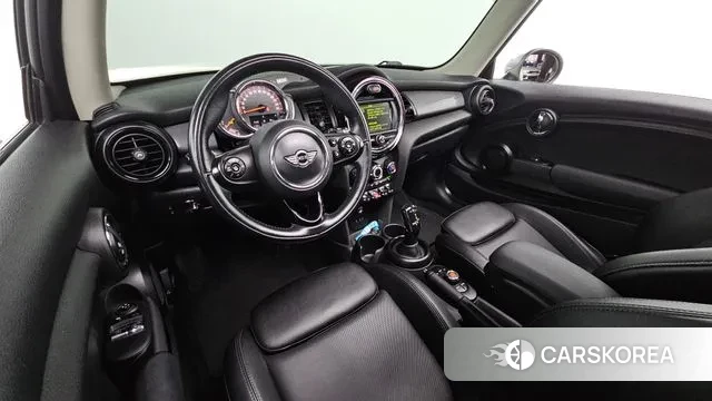 Mini Cooper D id 3531210 из Кореи 17