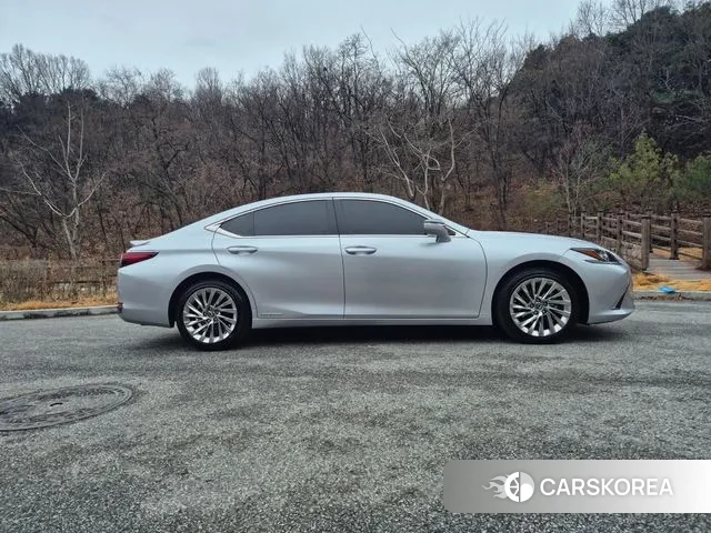 Lexus ES300h 7th generation id 3520384 из Кореи 17