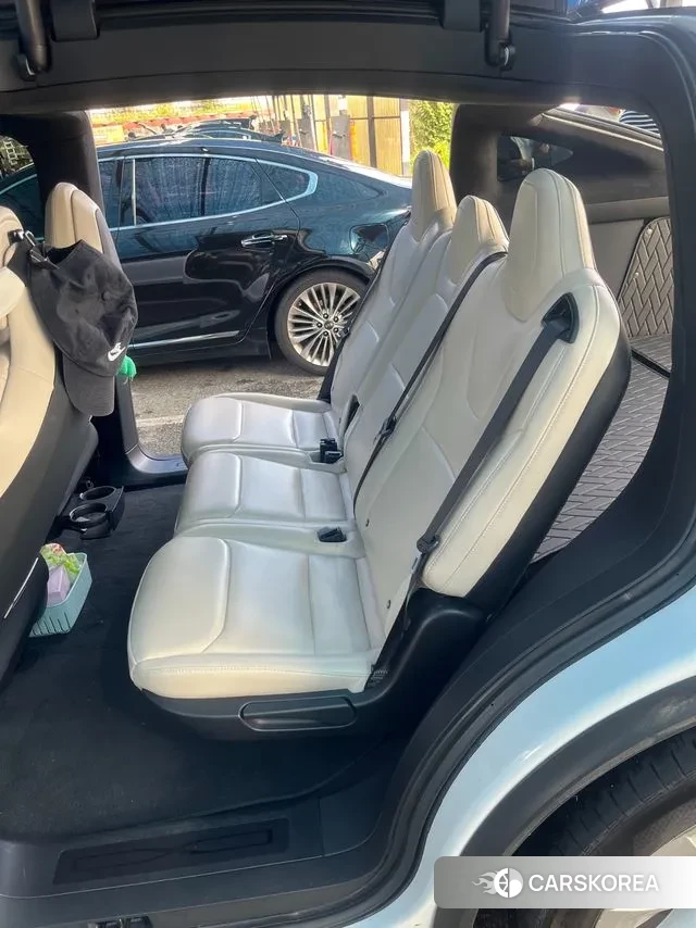 Tesla Model X id 3362585 из Кореи 8