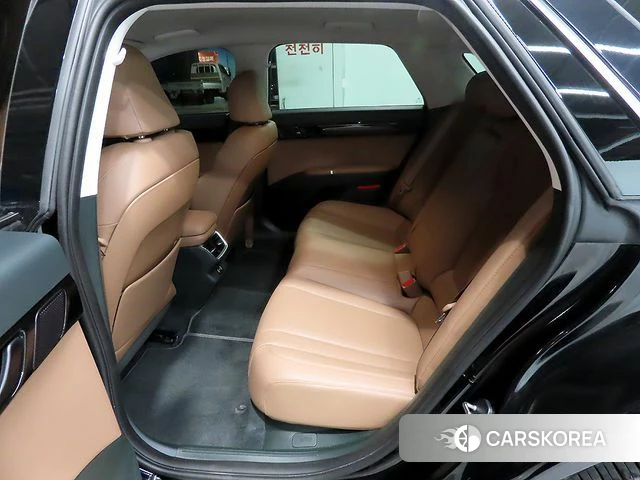 Hyundai Grandeur (GN7) id 4243004 из Кореи 17