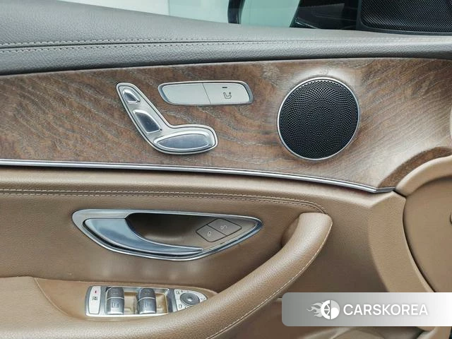 Mercedes-Benz E-class id 4221709 из Китая 17