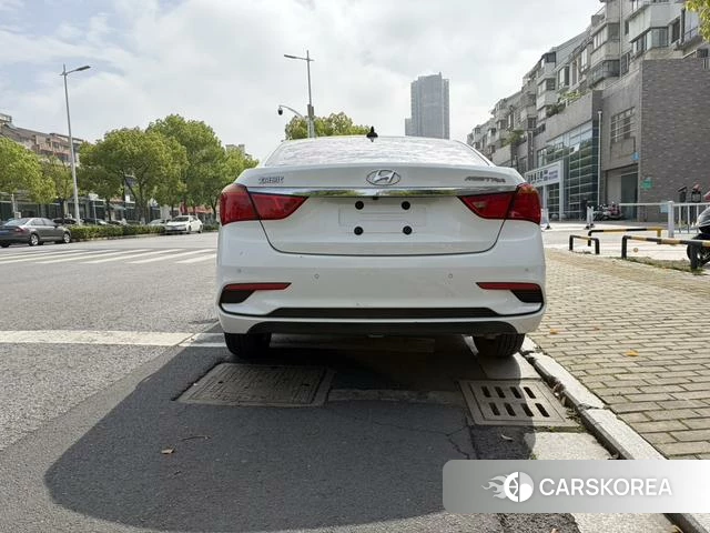 Hyundai Name picture id 4240744 из Китая 7