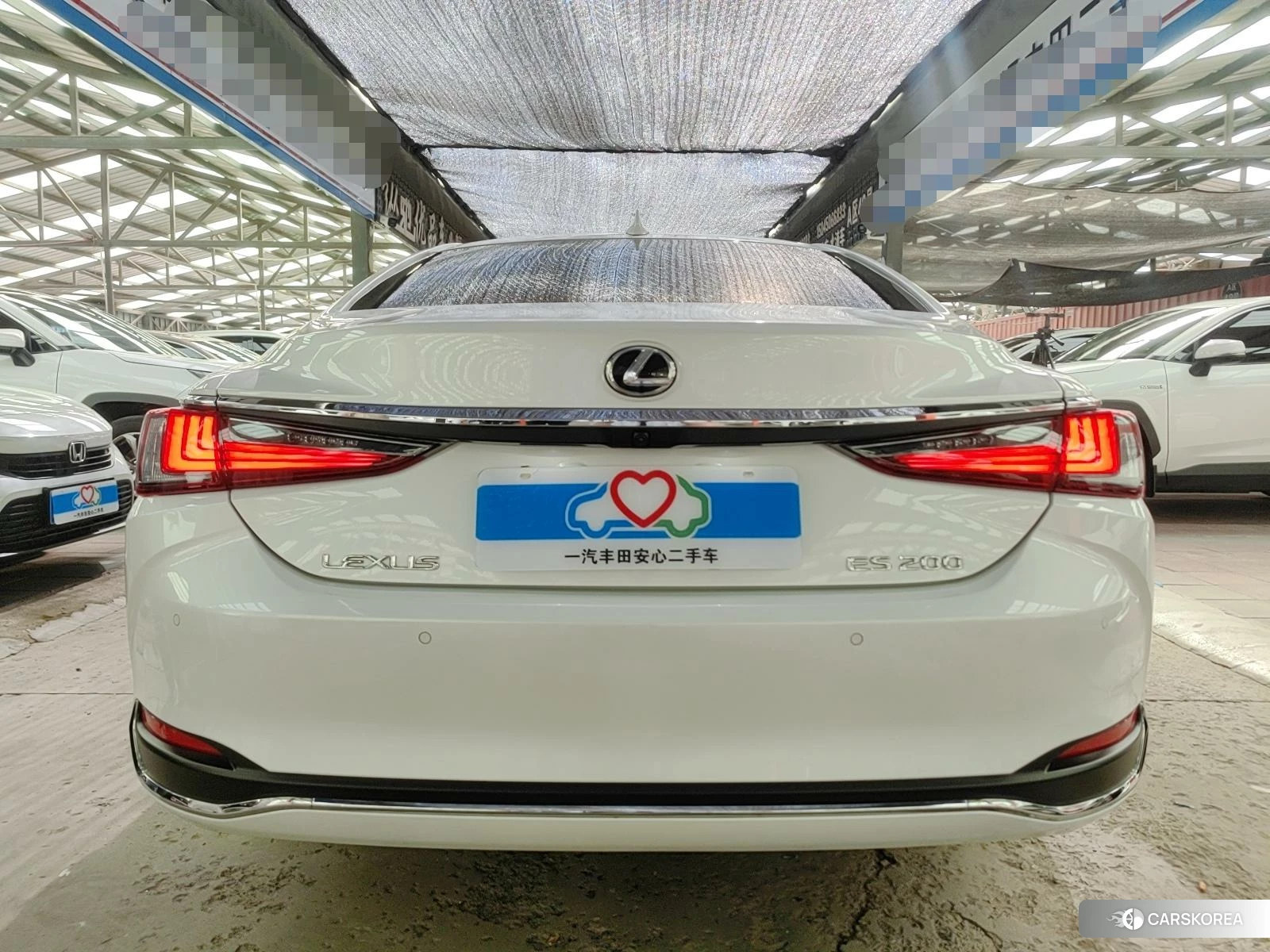 Lexus ES id 4493228 из Китая 18