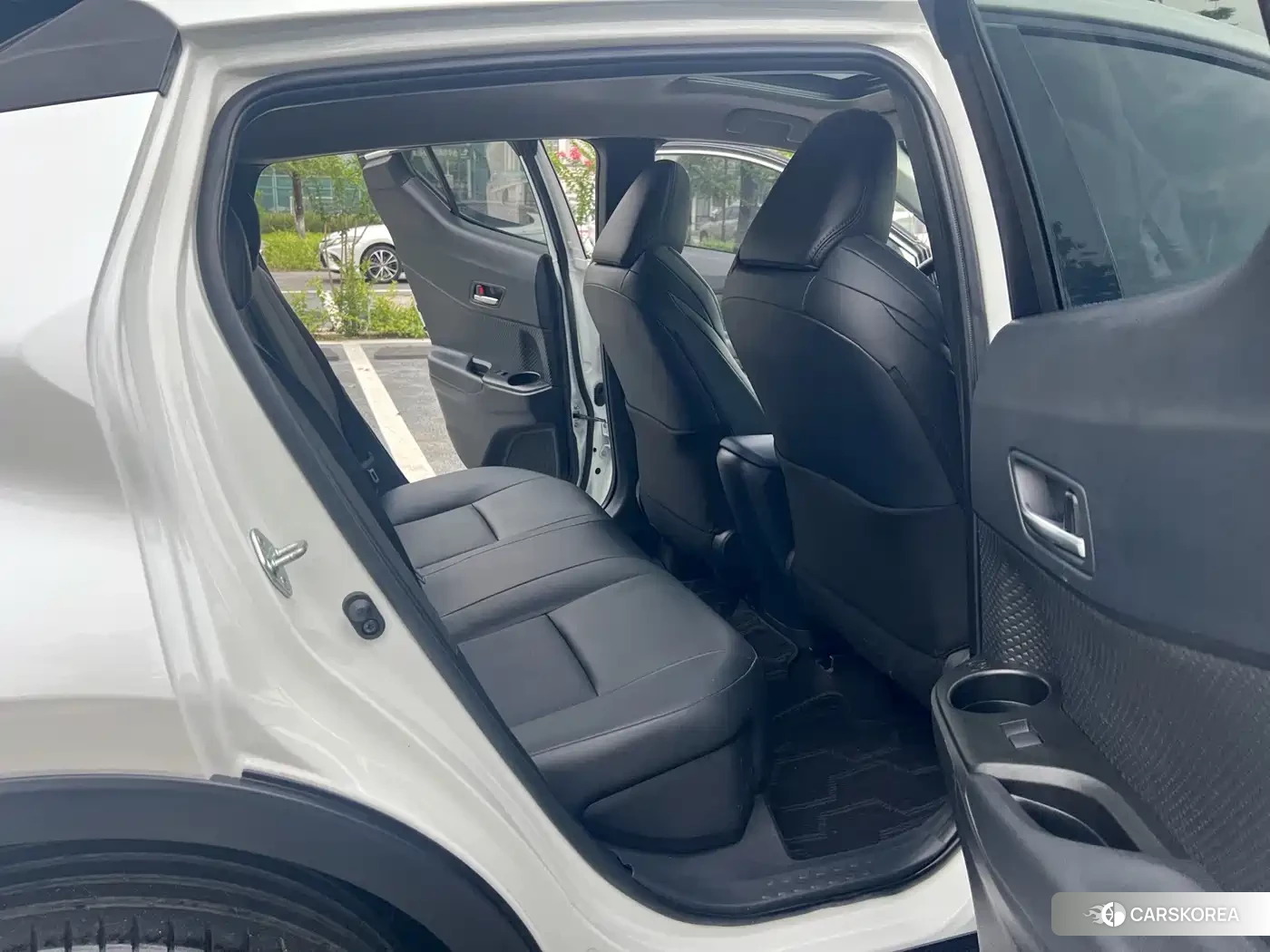 Toyota C-HR id 4546314 из Китая 19