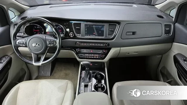 Kia The New Carnival id 3593327 из Кореи 17