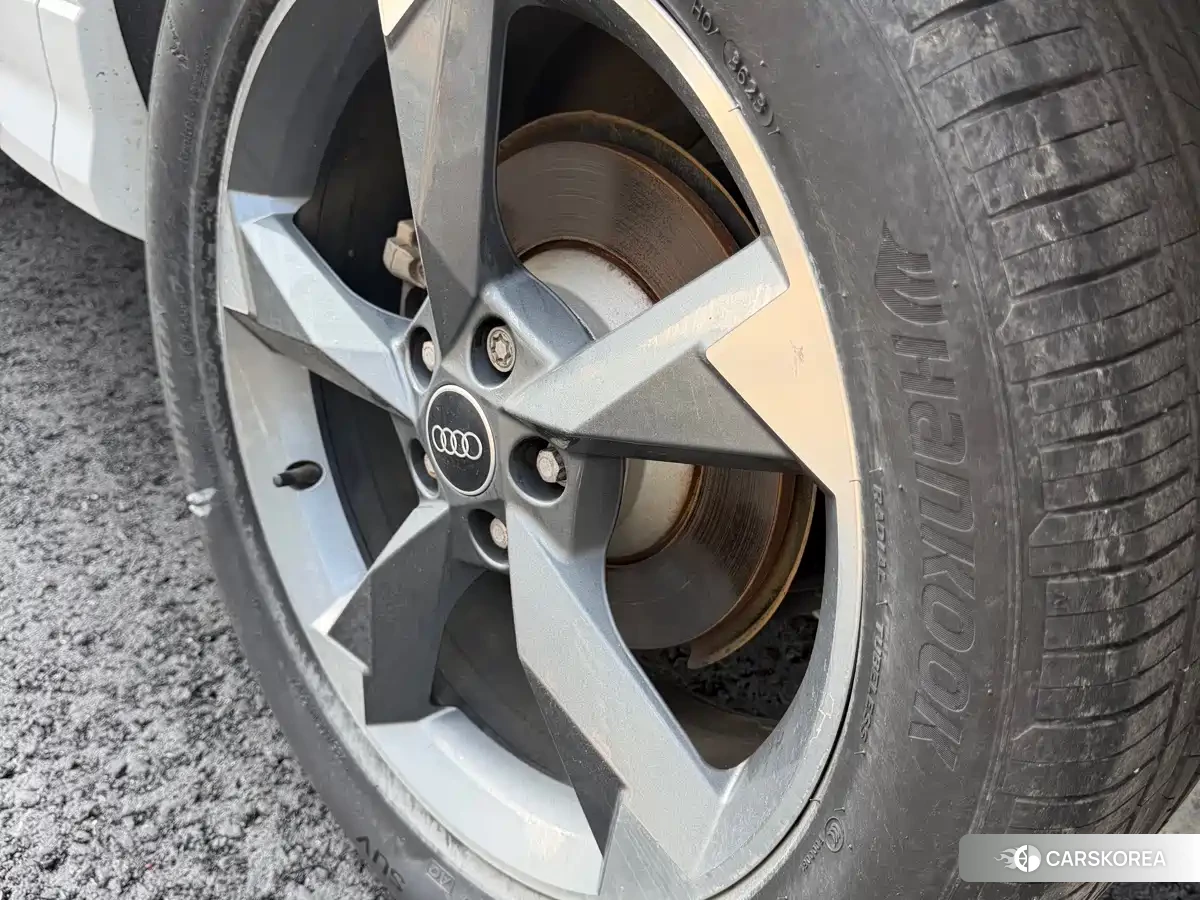 Audi Q3 id 4629651 из Китая 15