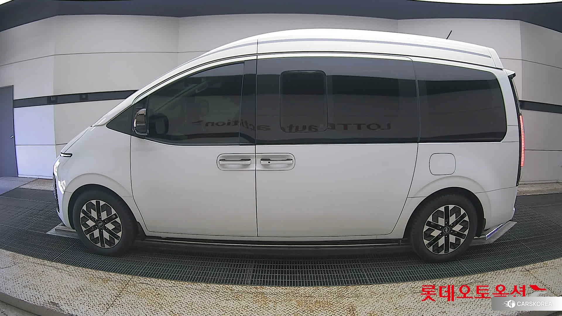 Hyundai STARIA LOUNGE Limousine id 4902533 из Кореи 34