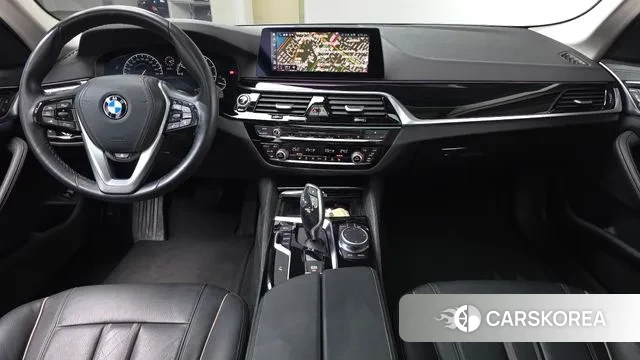 BMW 5 Series (G30) id 3578486 из Кореи 17