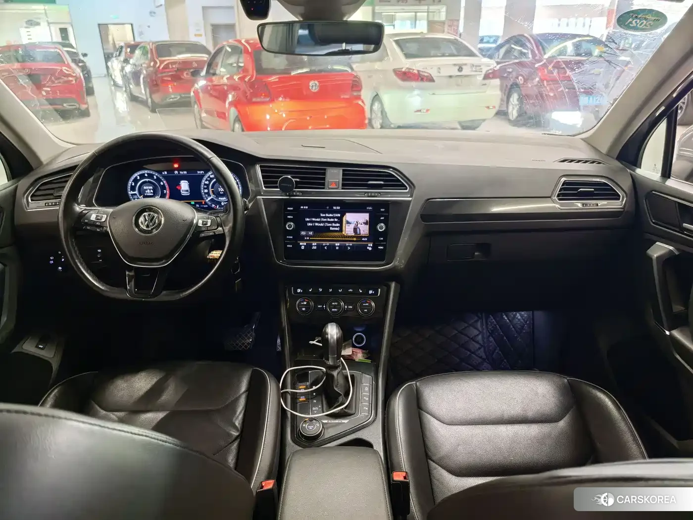 Volkswagen Tiguan L id 4607175 из Китая 12