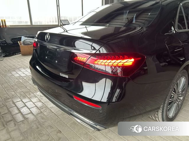 Mercedes-Benz E-class id 4255758 из Китая 14
