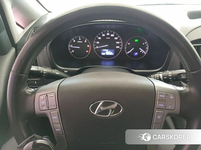 Hyundai The New Grand Starex id 4225780 из Кореи 17