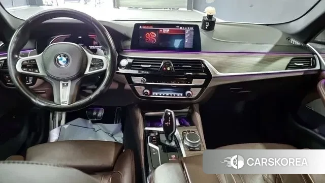 BMW 5 Series (G30) id 3329926 из Кореи 14