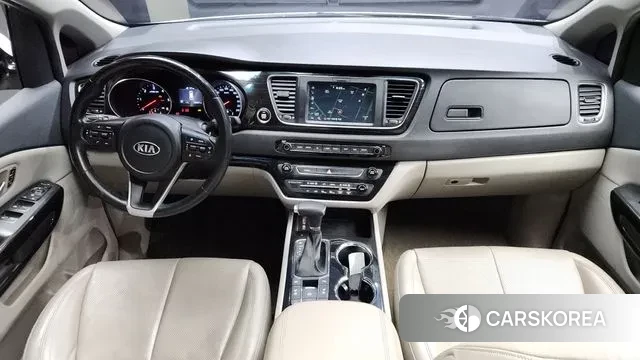 Kia The New Carnival id 3627150 из Кореи 17