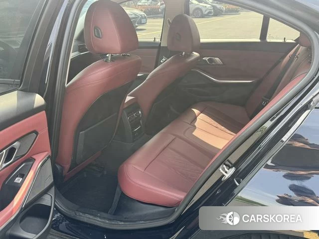 BMW 3 series id 4276729 из Китая 9