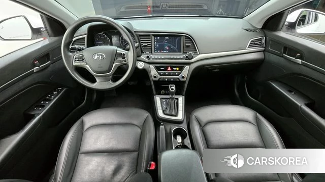 Hyundai Avante AD id 3814383 из Кореи 17