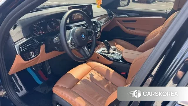 BMW 5 Series (G30) id 2973381 из Кореи 17