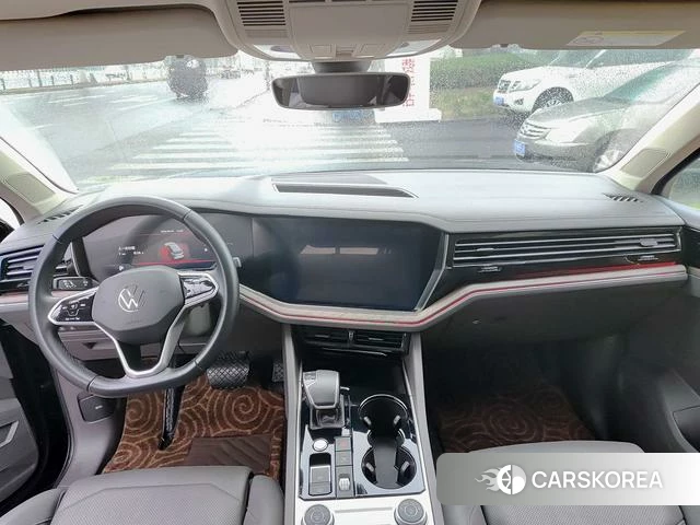 Volkswagen Touareg id 4277672 из Китая 7