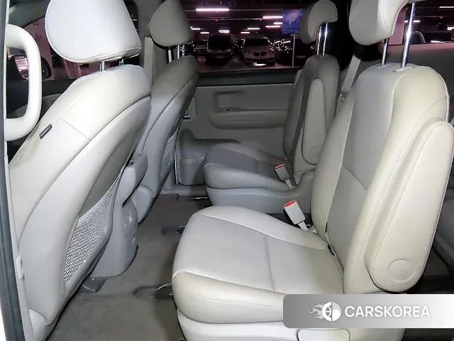 Kia The New Carnival id 3510018 из Кореи 17