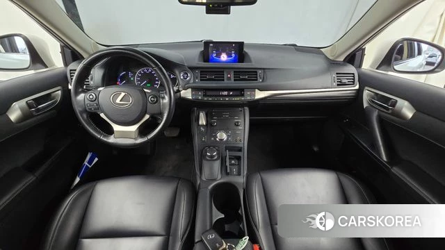 Lexus CT200h id 4605399 из Кореи 17