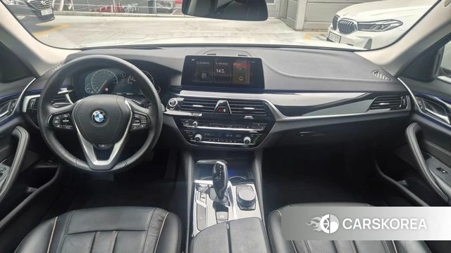 BMW 5 Series (G30) id 3936705 из Кореи 10