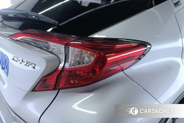 Toyota C-HR id 4222014 из Китая 14