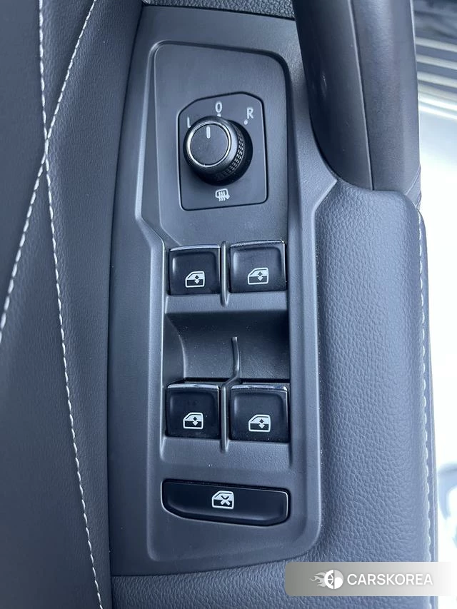 Volkswagen Tiguan L id 4301519 из Китая 19