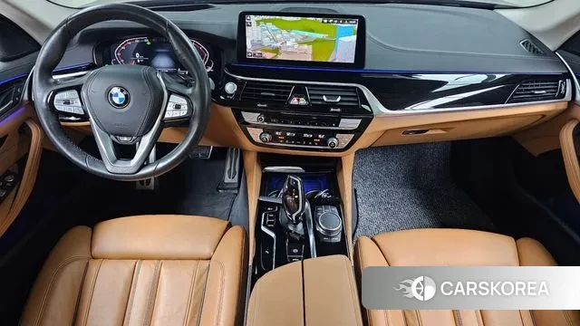 BMW 5 Series (G30) id 2998859 из Кореи 17