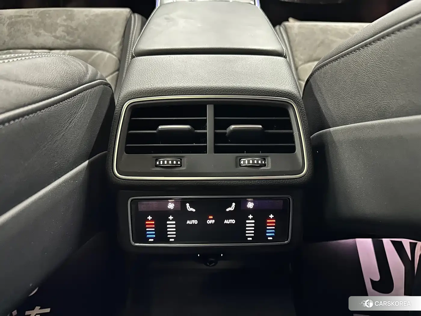 Audi A6L id 4553708 из Китая 19