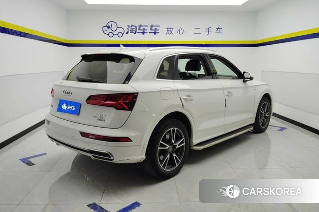 Audi Q5L id 4273100 из Китая 14