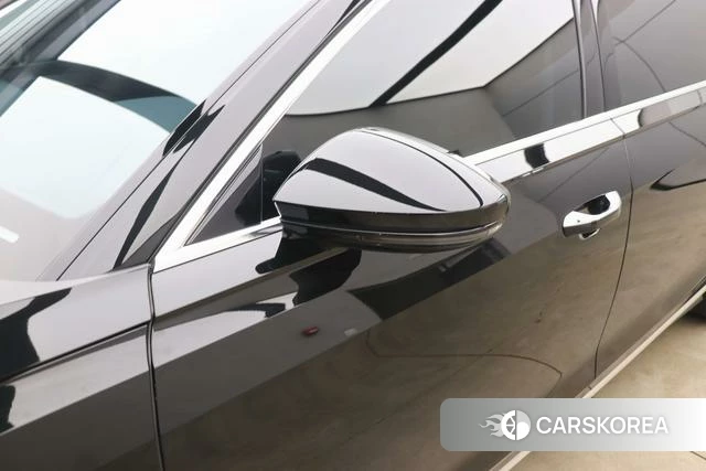 Audi A8 id 4264089 из Китая 28