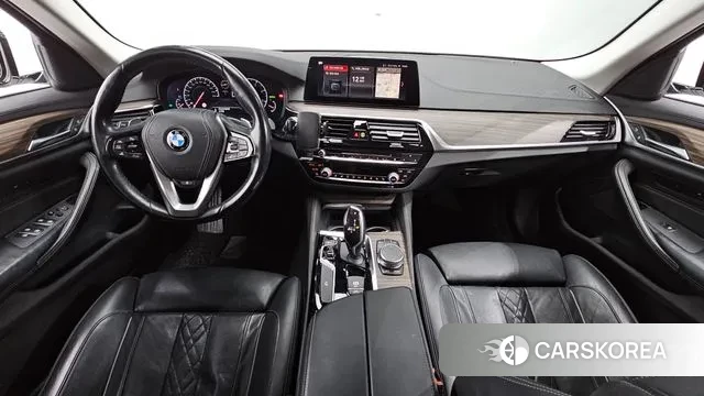 BMW 5 Series (G30) id 3474454 из Кореи 17