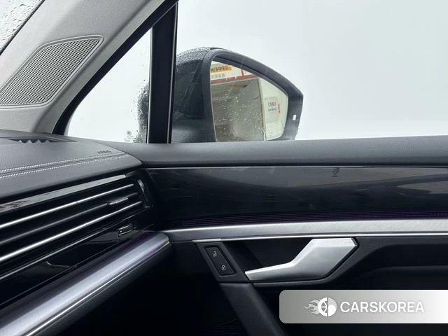 Volkswagen Touareg id 4307594 из Китая 14