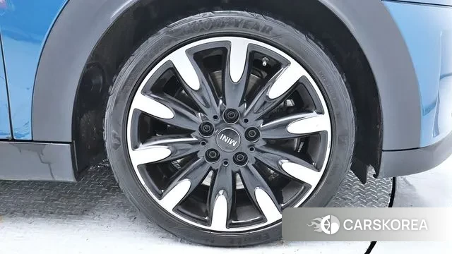 Mini Cooper S id 3741091 из Кореи 17