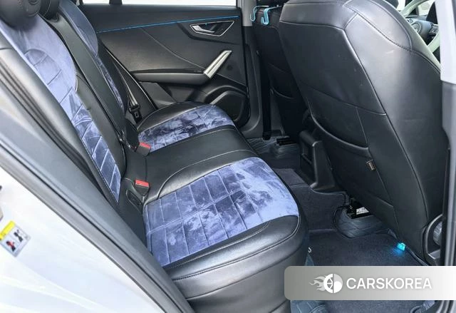 Audi Q2L id 4272850 из Китая 17