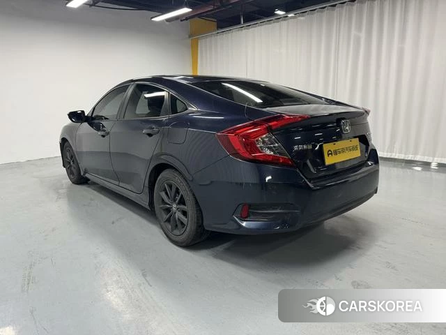 Honda Civic id 4273124 из Китая 17