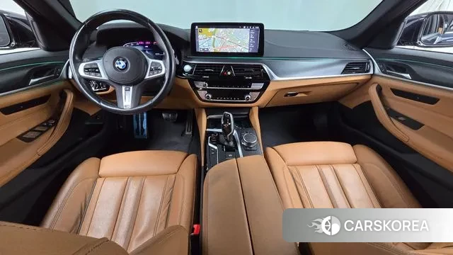 BMW 5 Series (G30) id 3477755 из Кореи 17