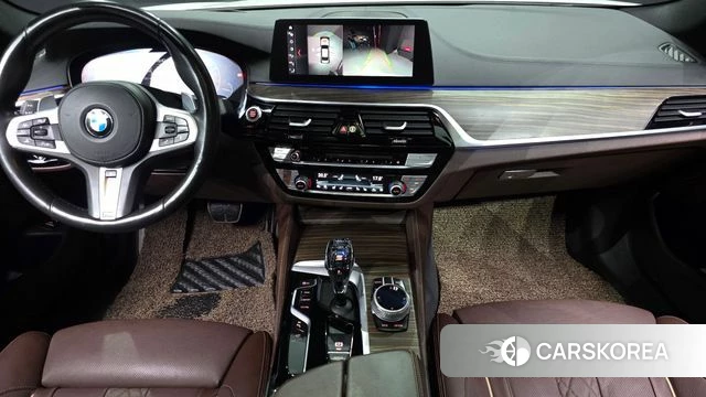 BMW 5 Series (G30) id 4410773 из Кореи 31