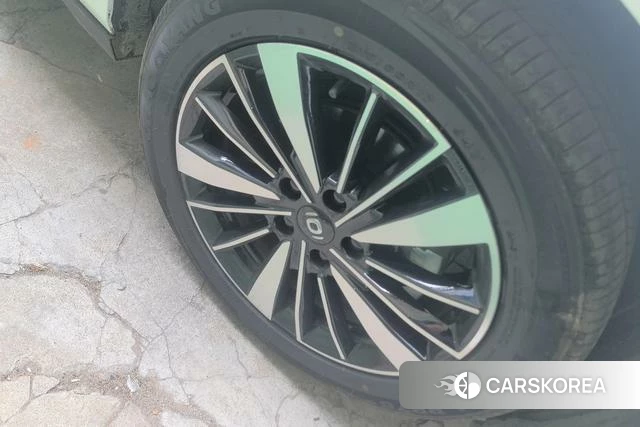Changan Qiyuan A05 id 3913952 из Китая 14