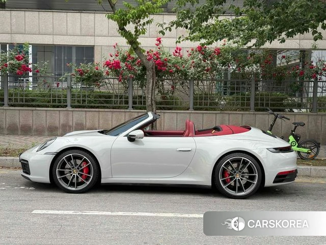 Porsche 911(992) id 4408536 из Кореи 17