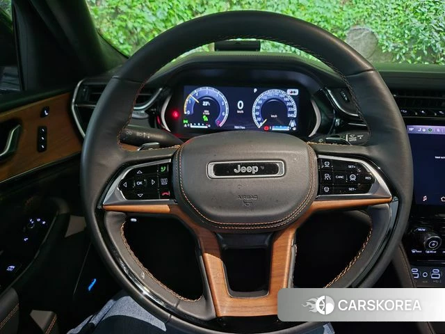 Jeep Grand Cherokee (WL) id 4758244 из Кореи 7