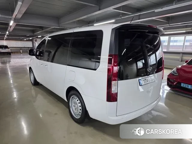 Hyundai Staria id 3555993 из Кореи 15