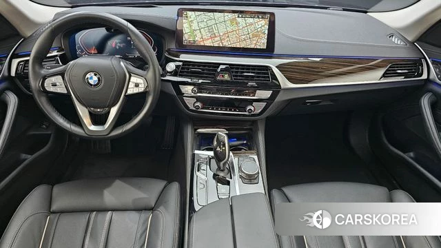 BMW 5 Series (G30) id 3953259 из Кореи 17