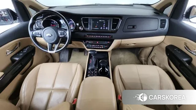 Kia The New Carnival id 3713963 из Кореи 17